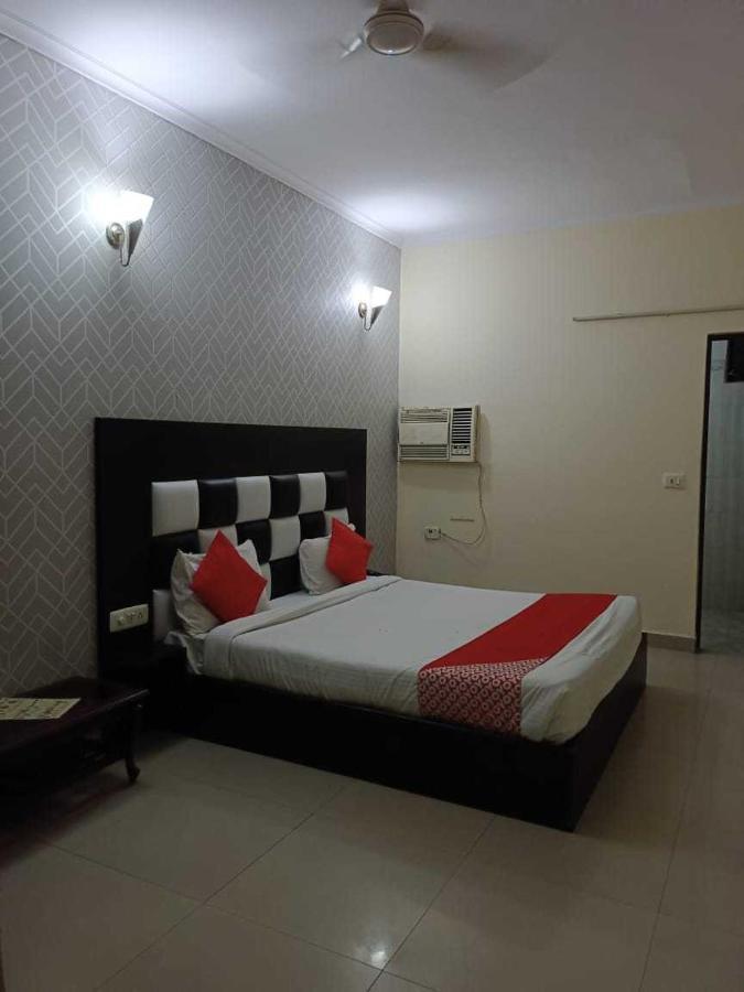 OYO 9148 Hotel Global Inn Neu-Delhi Exterior foto